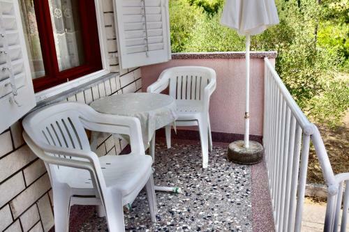 Beachfront House 5+3