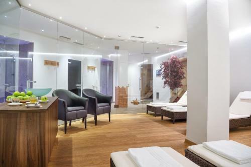 Family Hotel Adriana