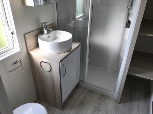 Holiday Marina Resort