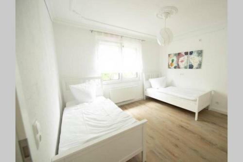 Br�hl Mitte, Neu Renoviertes Haus