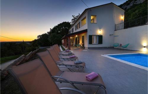 Awesome Home In Lupoglav With 4 Bedrooms