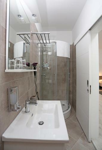 Hostal Guesthouse Villa Domenico