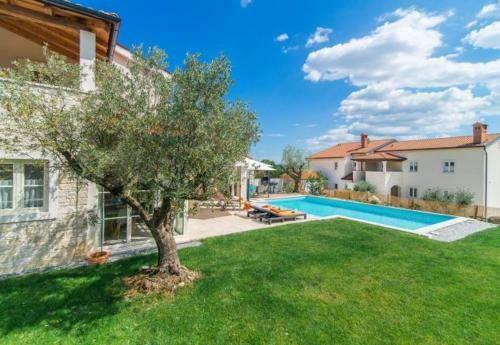 Villa Nar