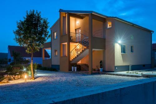 Hostal Guesthouse Miranda Np Krka