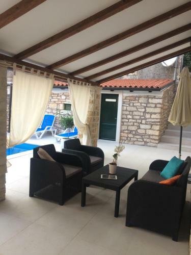 Villa Lory