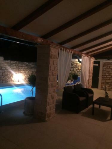 Villa Lory