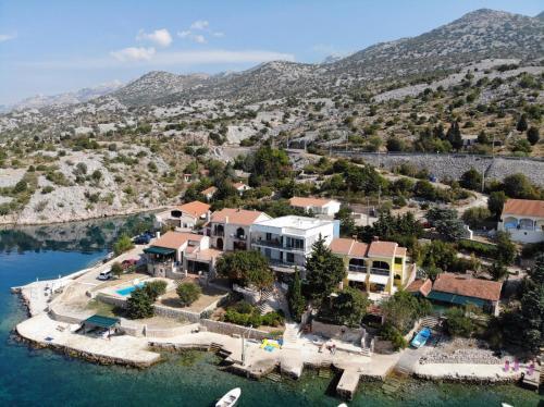 Holiday House Maretta - Apartment No 1