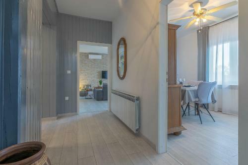 Premium 100m2 Sea View Apartment