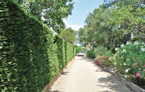 Holiday Home Quartier De L�avelan