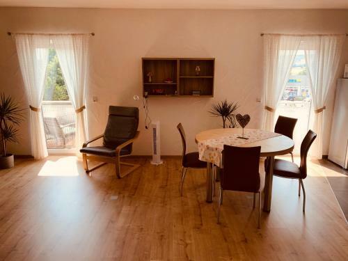 Ferienwohnung Bad Camberg - Apartment 3 Hoelzer