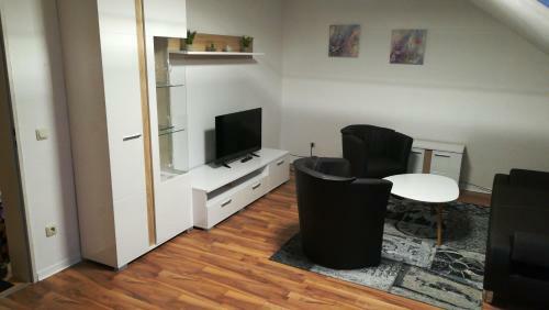 Apartment 28 O M
