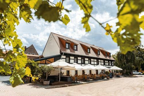 Hostal Weingut Schuh - Pension Zur Bosel