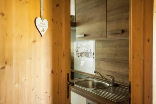 H�ttenflair Am See Mit Kamin