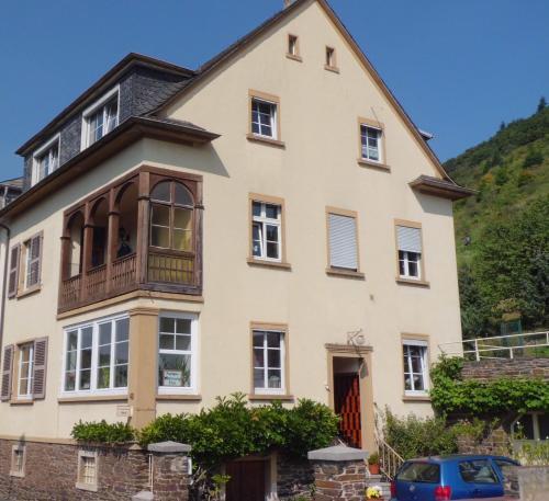 Apartamento Ferienwohnung Burgenblick