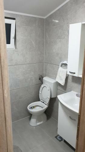 Hostal Korina Apartments Mandre