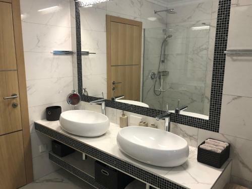 Luxury Apartments White Villa Violeta