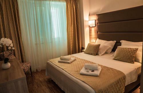 Luxury Apartments White Villa Violeta