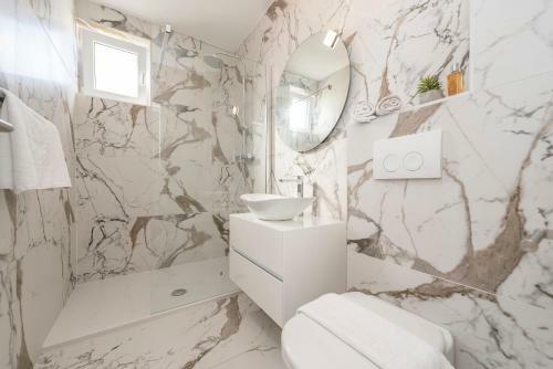 Apartamento Mediteran Luxury Penthouse With Jacuzzi