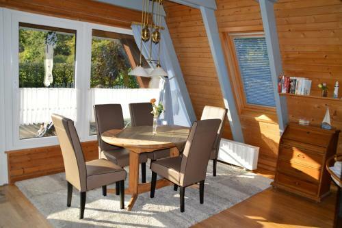 Ferienhaus Delphin, Damp