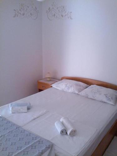 Apartments With A Parking Space Palit, Rab - 4957
