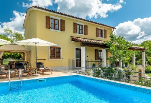 Villa Gogli With Private Pool In Rabac Labin