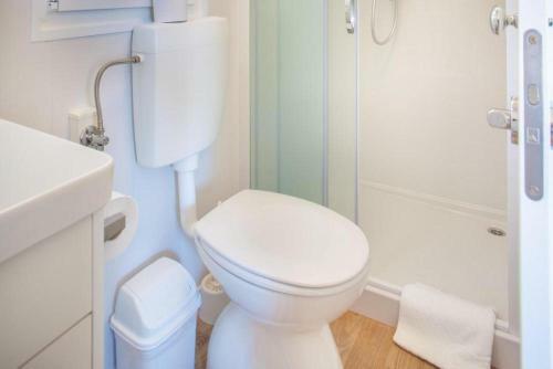 Mobile Homes Camp Lopari, Nerezine