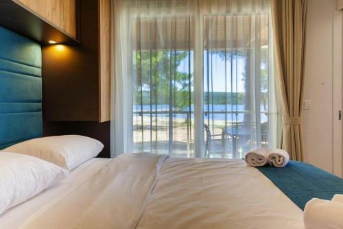 Mobile Homes Camp Lopari, Nerezine