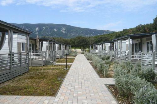 Mobile Homes Camp Lopari, Nerezine