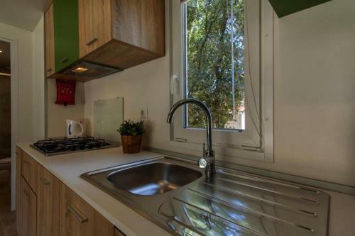 Mobile Homes Camp Lopari, Nerezine