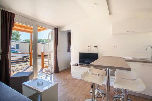 Mobile Homes Camp Lopari, Nerezine