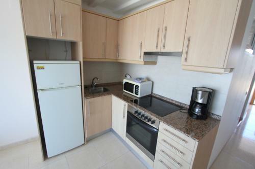 Apartamento C&b Residencial Paradis Playa