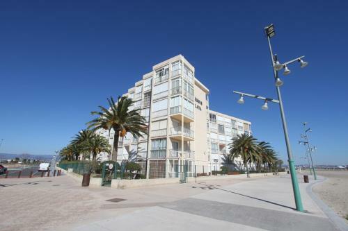 Apartamento C&b Residencial Paradis Playa