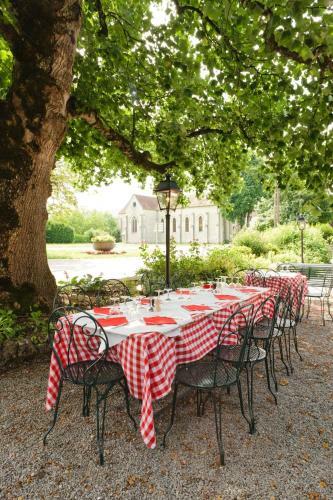 Hotel Chateau De Germigney
