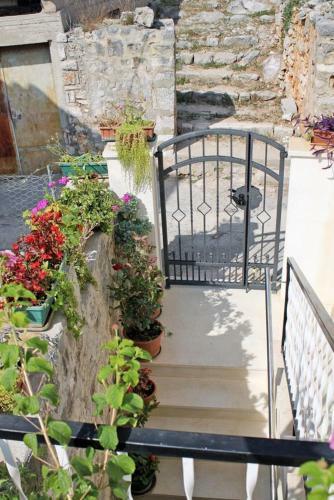 Apartments By The Sea Milna, Brac - 5677
