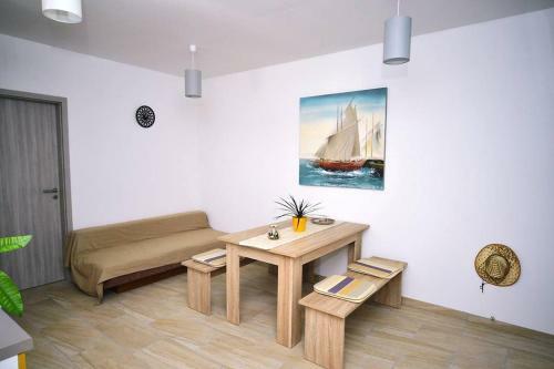 Jovich Apartments 2