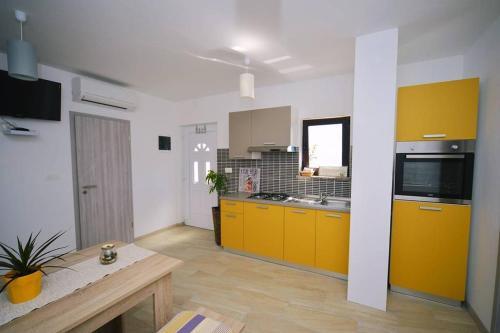 Jovich Apartments 2
