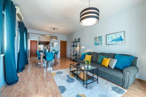 Summer Experience Apartment