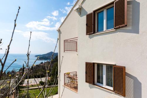 Apartamentos Villa Pergola-apartment Toni