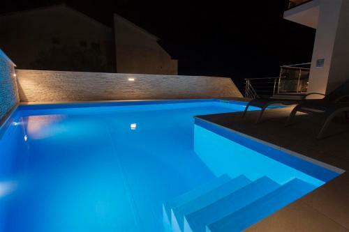 Villa Top Of Murter, Two Bedroom Apartment
