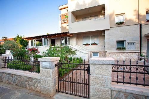 Apartments Maslina II