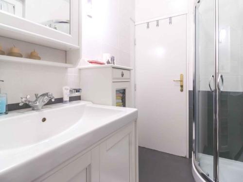 Apartment In Njivice - Insel Krk 35104