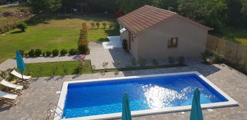 Hostal Guest House With Pool