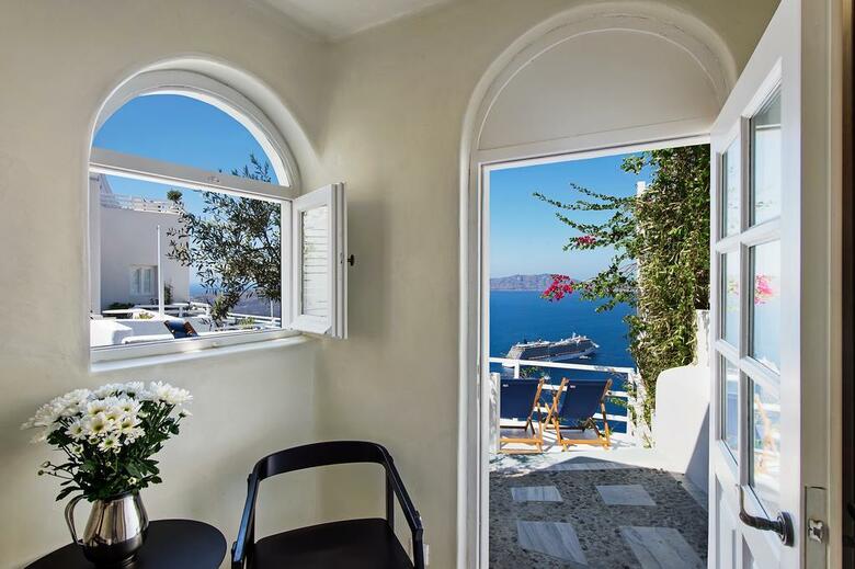 Apartamentos Porto Fira Suites
