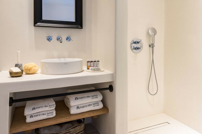 Apartamentos Porto Fira Suites