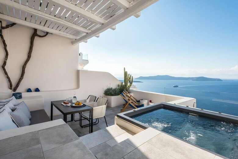Apartamentos Porto Fira Suites