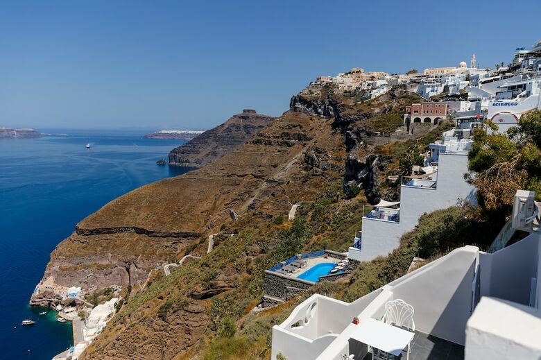 Apartamentos Porto Fira Suites