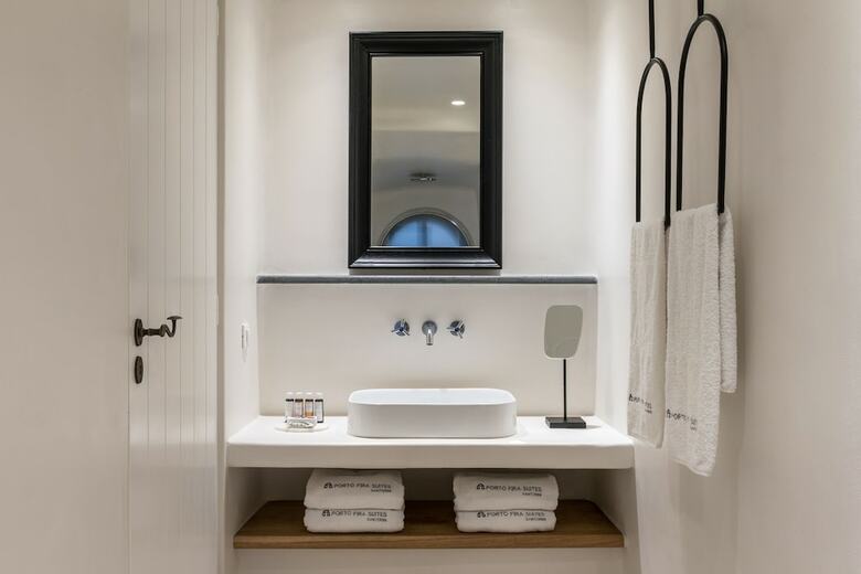 Apartamentos Porto Fira Suites