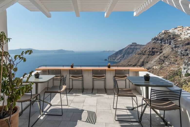 Apartamentos Porto Fira Suites