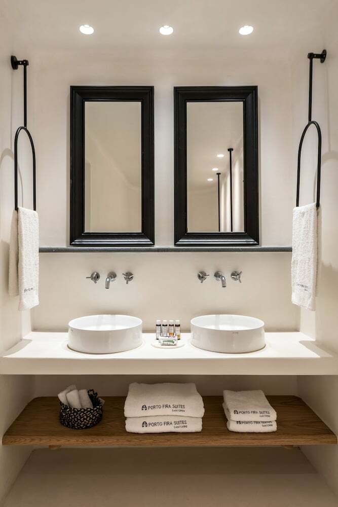 Apartamentos Porto Fira Suites
