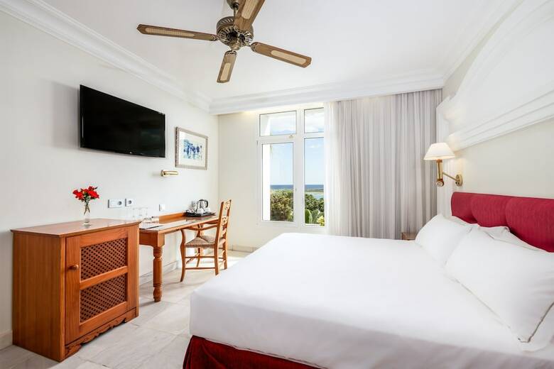 Playacartaya Aquapark & Spa Hotel
